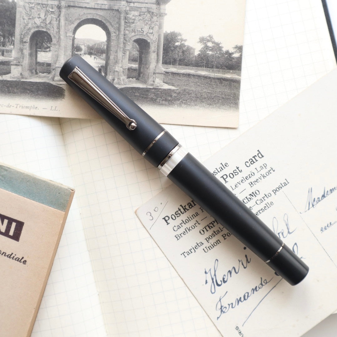 D-N(ダブル・ニブ) 万年筆 デューン ブラックルテニウム 極細字/細字/中字/太字/1.1mm/1.5mm