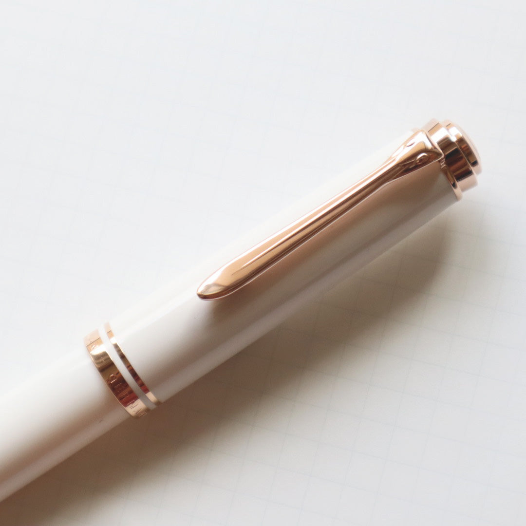 【限定品】Pelikan(ペリカン) 万年筆 スーベレーン600 ホワイト&ローズゴールド 極細字/細字/中字/太字