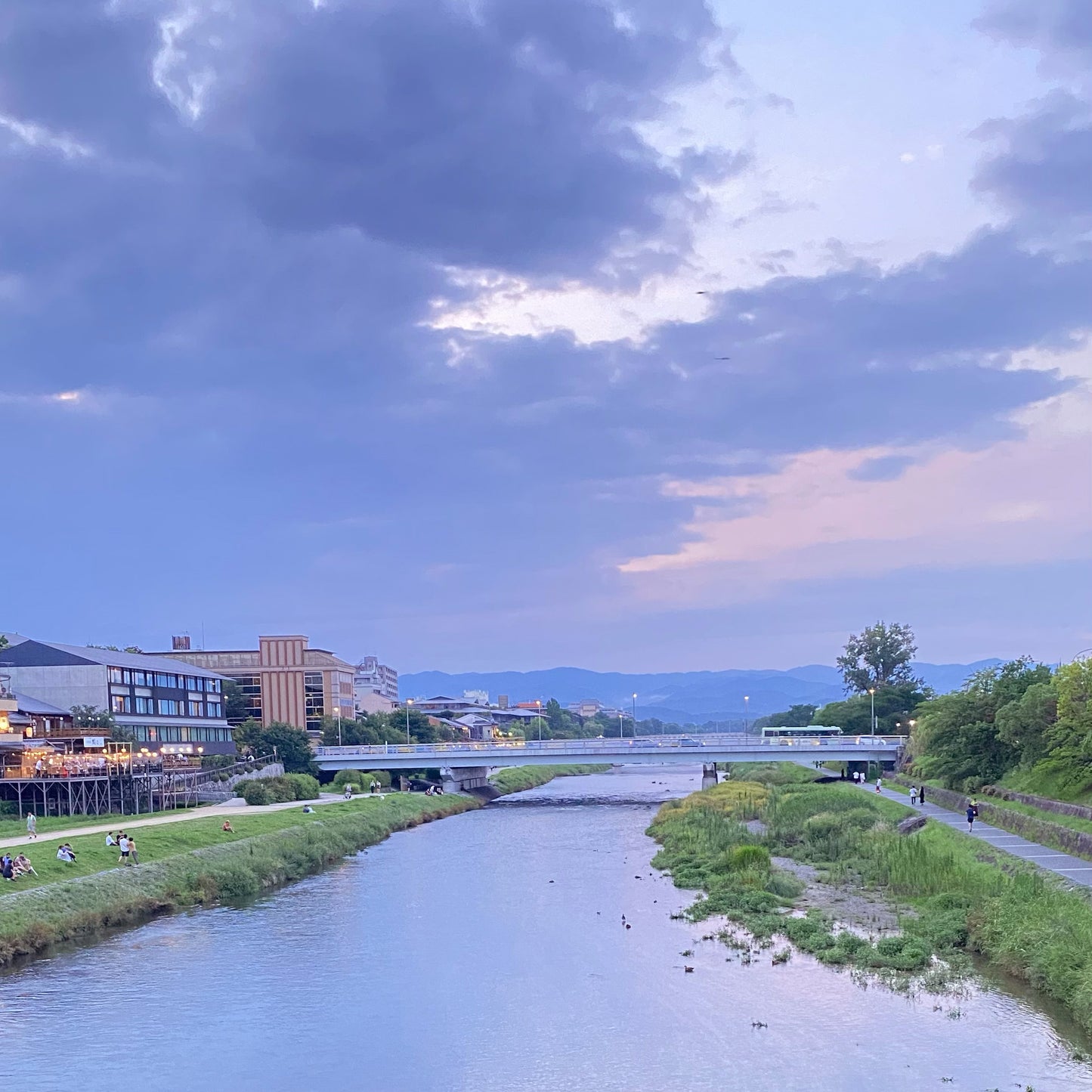 forme.(フォルム) 筆屋-ぺんや- インク 30ml KAMOGAWA Riverside terrace