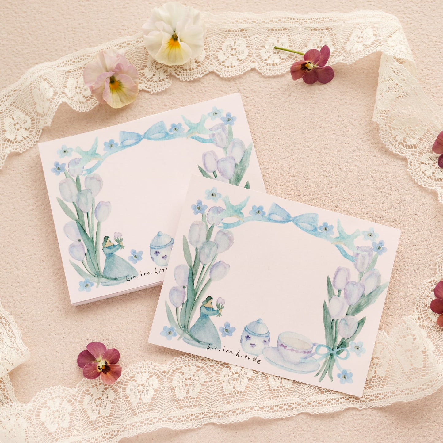 kin.iro.hitode(キンイロヒトデ) メモ帳 水色のチューリップ